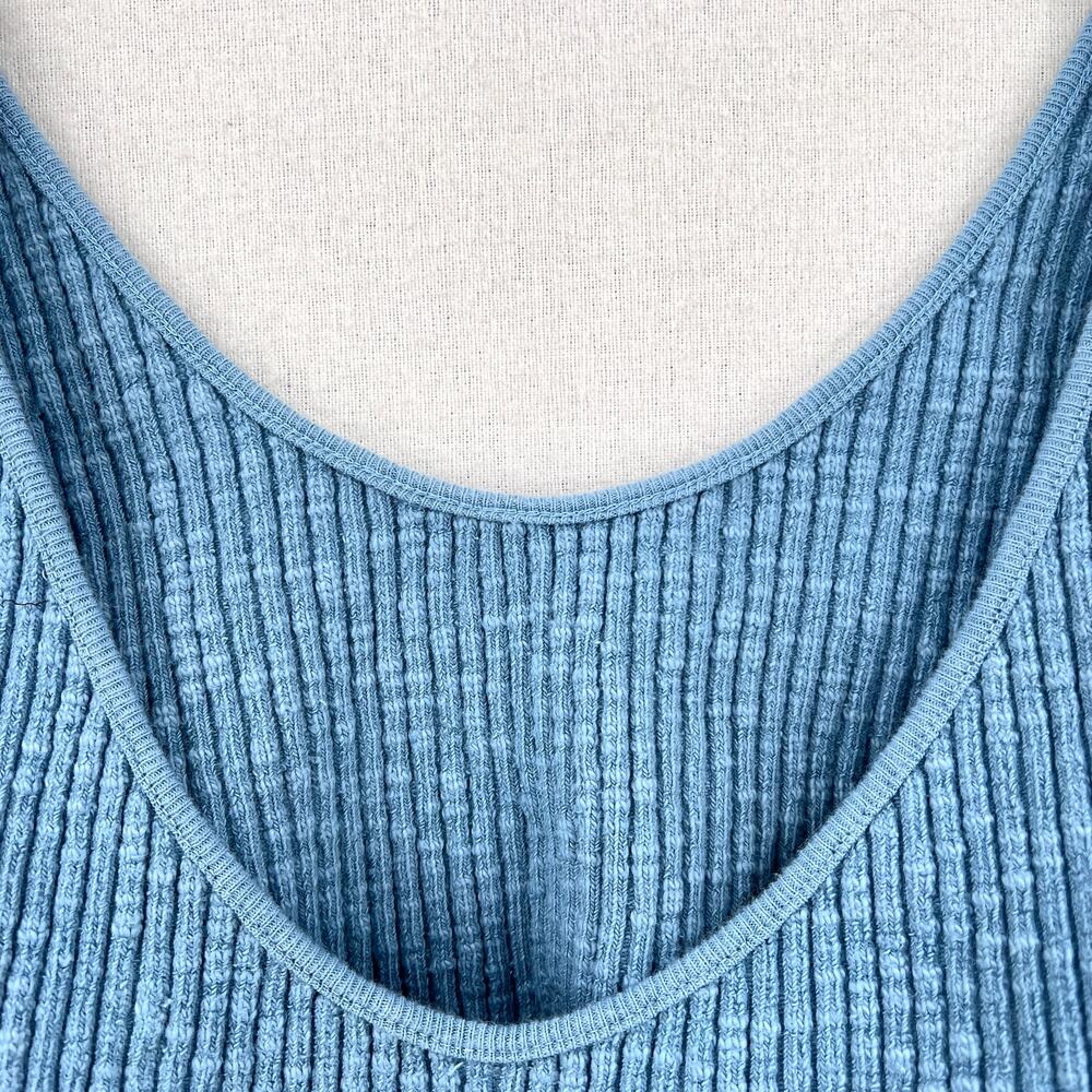 ENZA COSTA Rib Sweater Knit Cropped Tank Womens Medium Blue Stretch Wide Strap - Picture 10 of 13